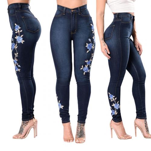 Fashionable jeans for women
        